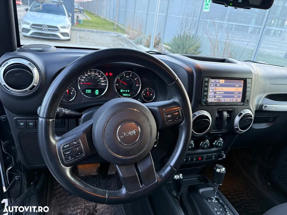 Jeep Wrangler 2.8 CRD AT Rubicon - 8