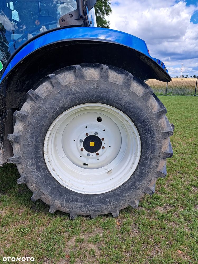 New Holland T7.200 - 12