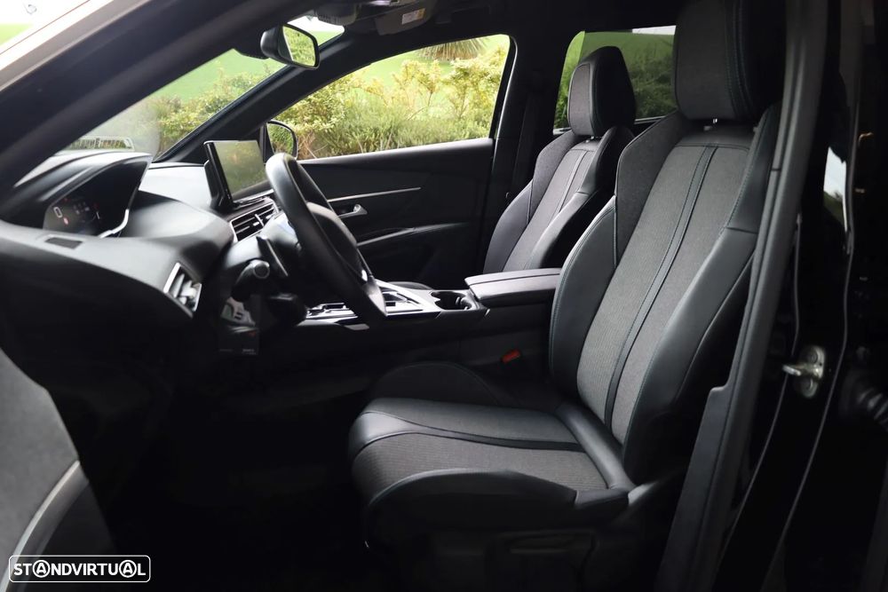 Peugeot 5008 1.2 PureTech Allure EAT8 - 46
