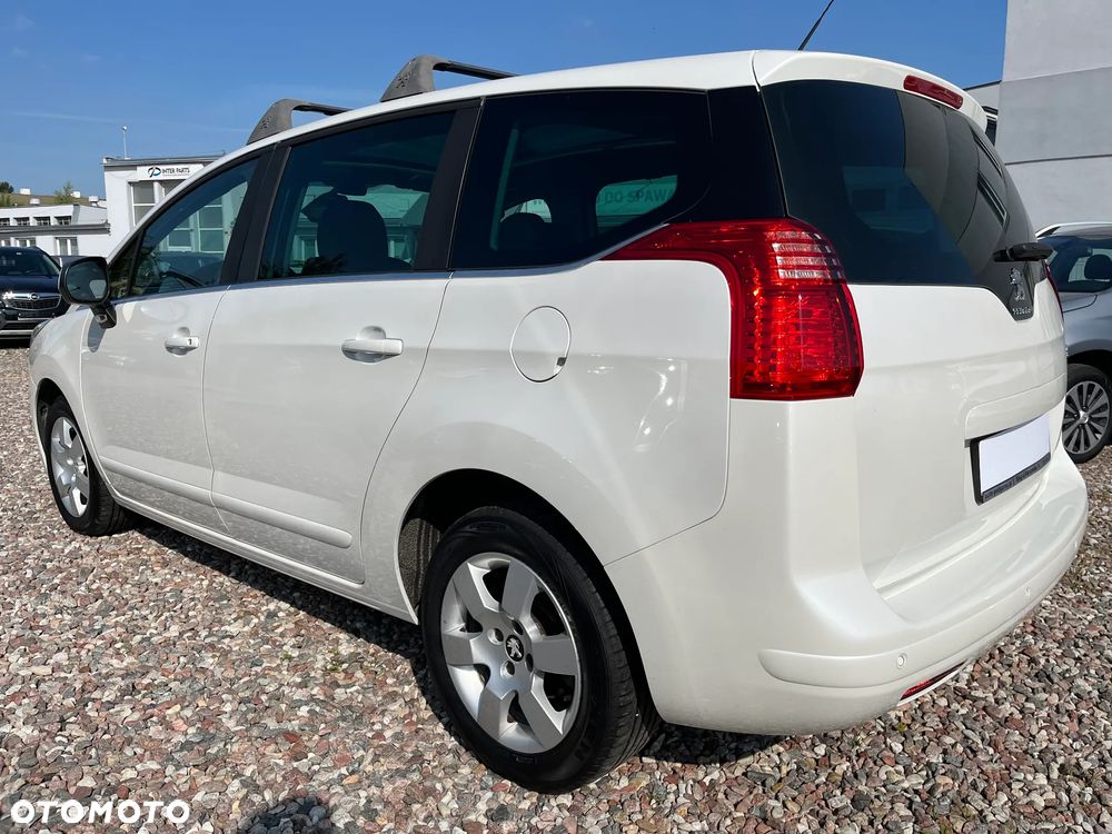 Peugeot 5008 - 9