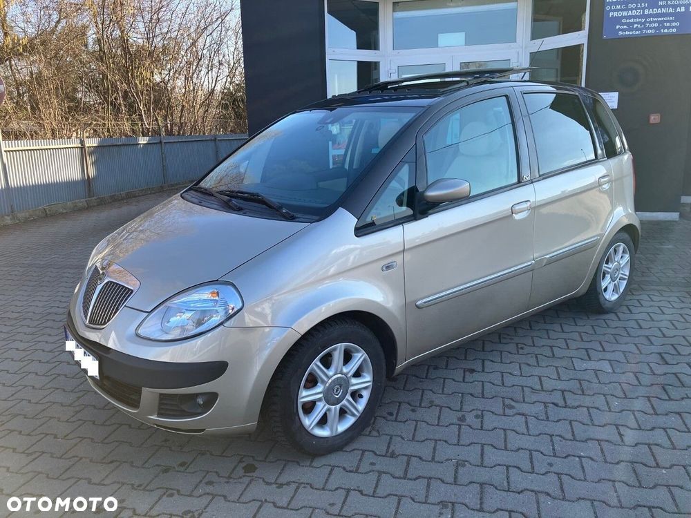 Lancia Musa 1.4 16V Platino