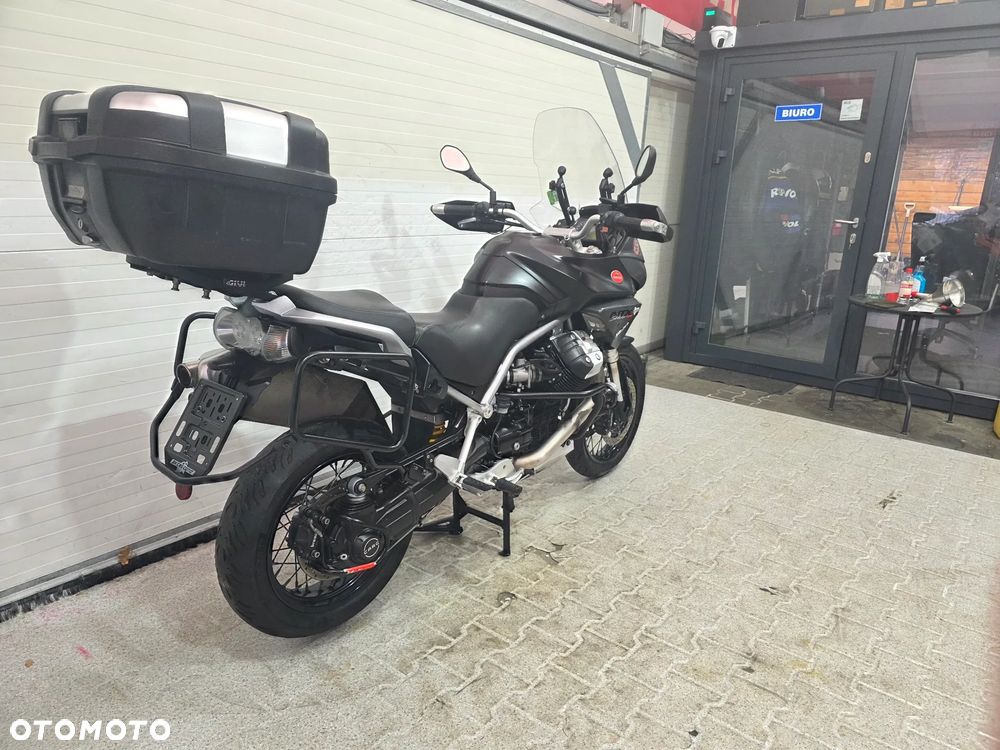 Moto Guzzi Stelvio - 11