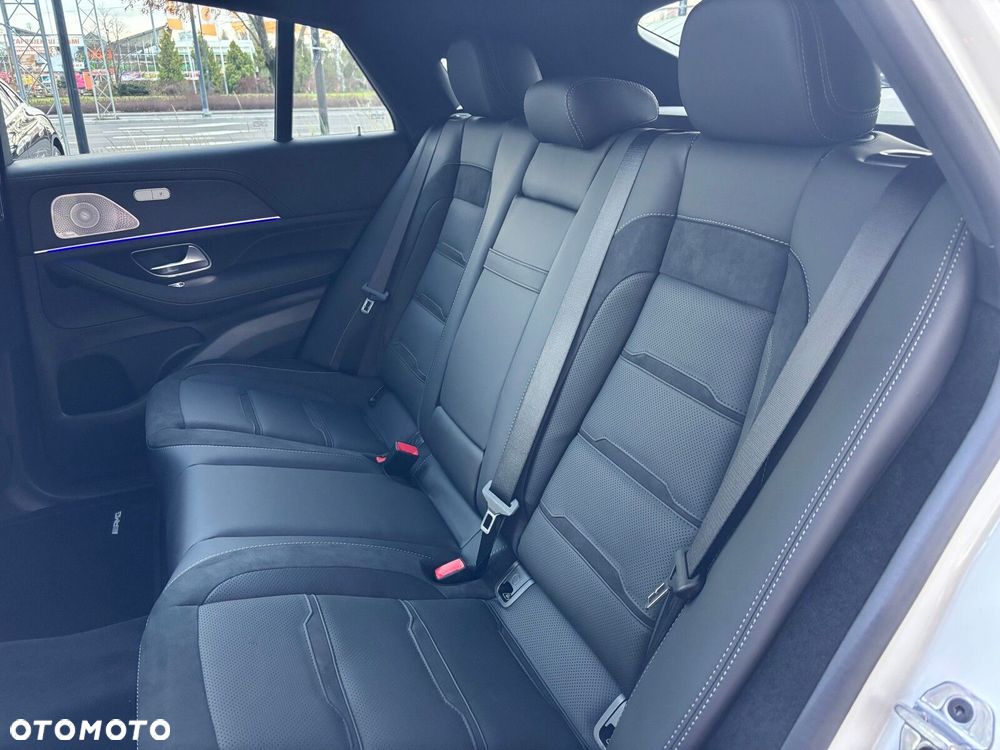 Mercedes-Benz GLE - 40