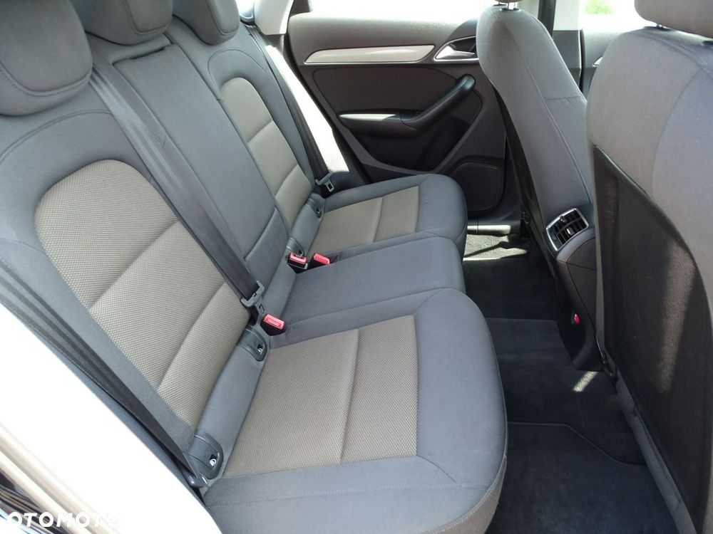 Audi Q3 - 13