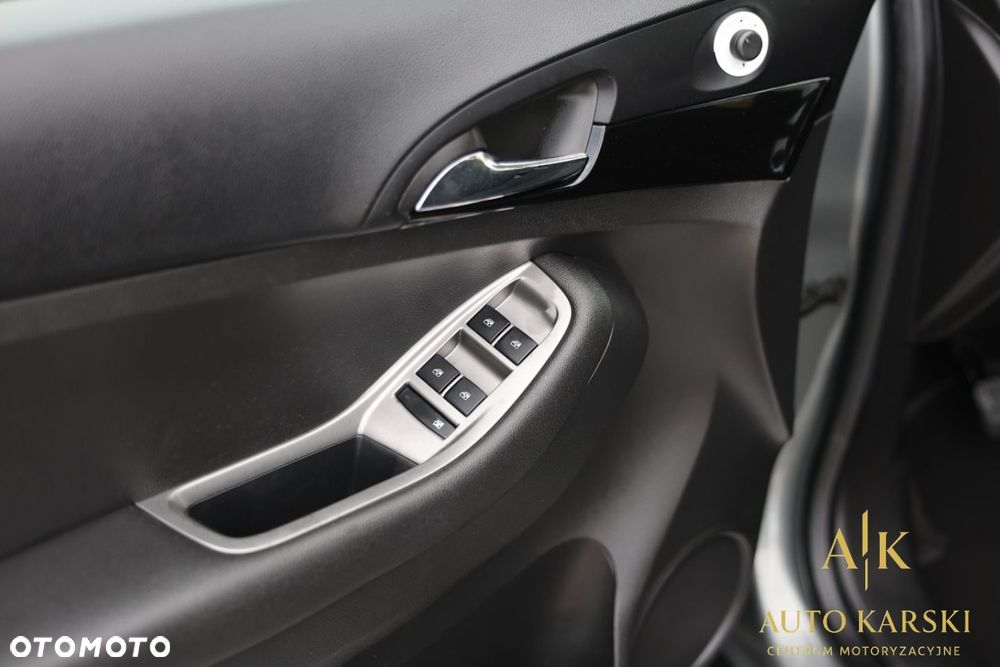 Chevrolet Orlando - 34