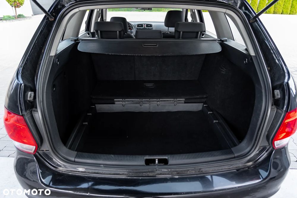 Volkswagen Golf 1.6 TDI DPF BlueMotion Technology Comfortline - 20