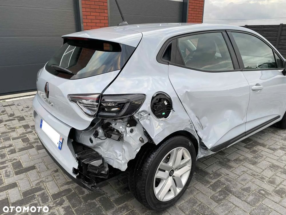 Renault Clio 1.0 TCe Evolution - 28
