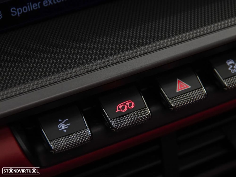 Porsche 911 Série F - 35