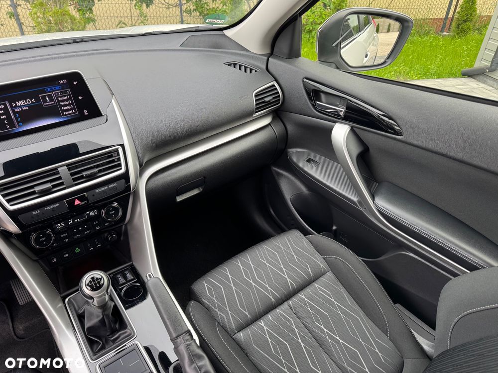 Mitsubishi Eclipse Cross 1.5 T-MIVEC (ClearTec) 2WD Top - 31