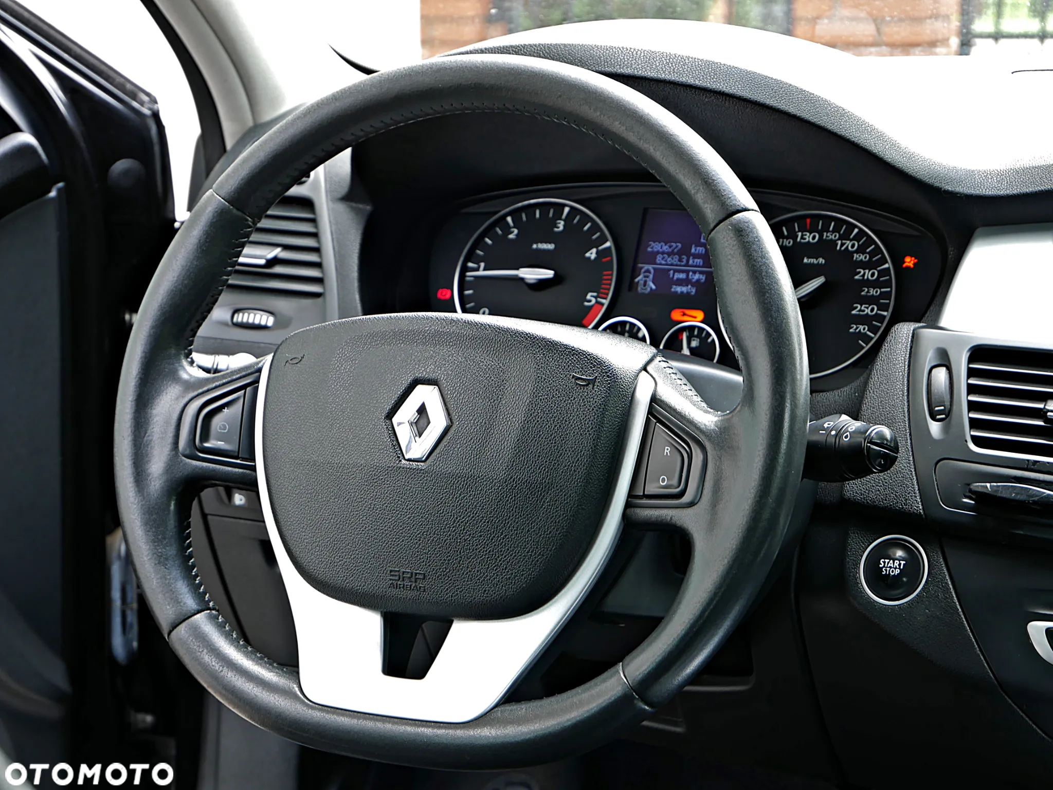 Renault Laguna Grandtour 2.0 dCi FAP Dynamique - 27