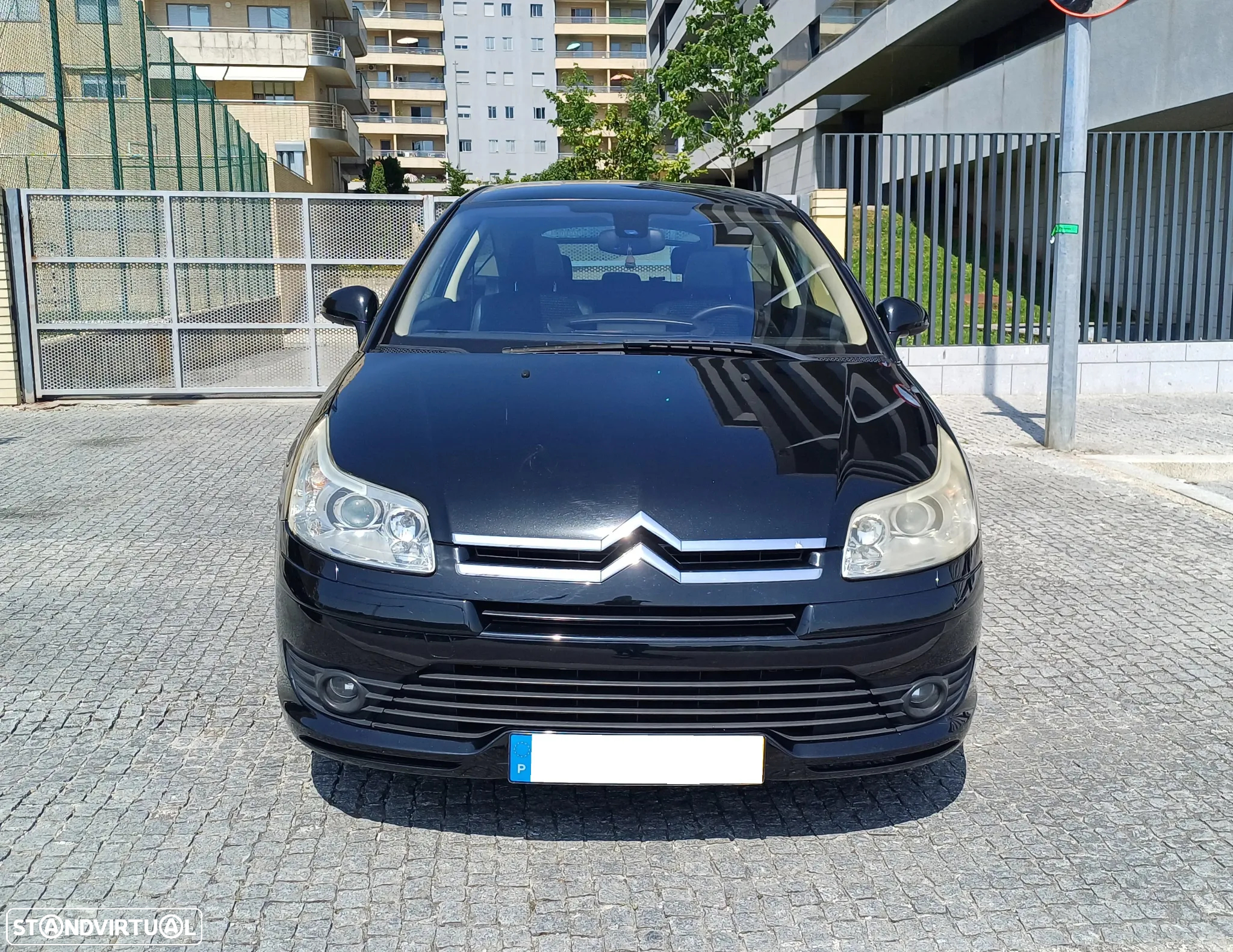 Citroën C4 Coupé 1.6 HDi 110 VTR - 10