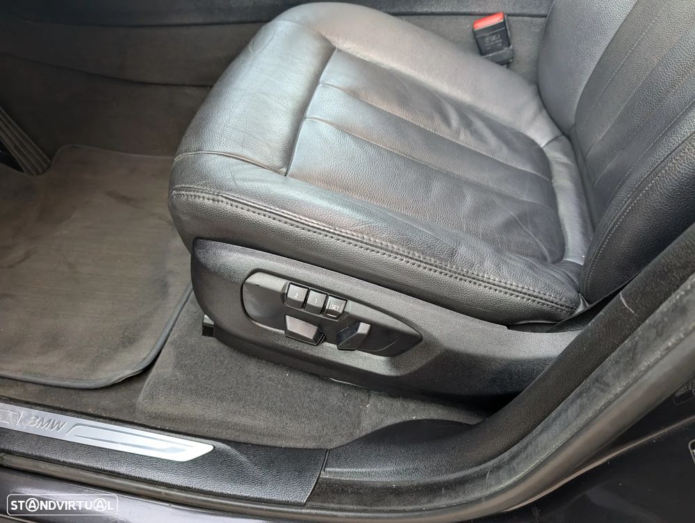 BMW X5 25 d sDrive Comfort 7L - 15