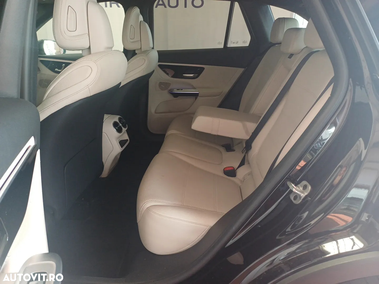 Mercedes-Benz GLC 220 d 4MATIC MHEV - 22