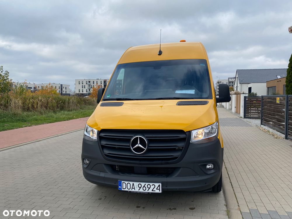 Mercedes-Benz Sprinter 317 - 21