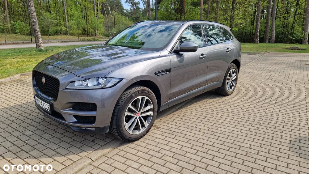 Jaguar F-Pace - 7
