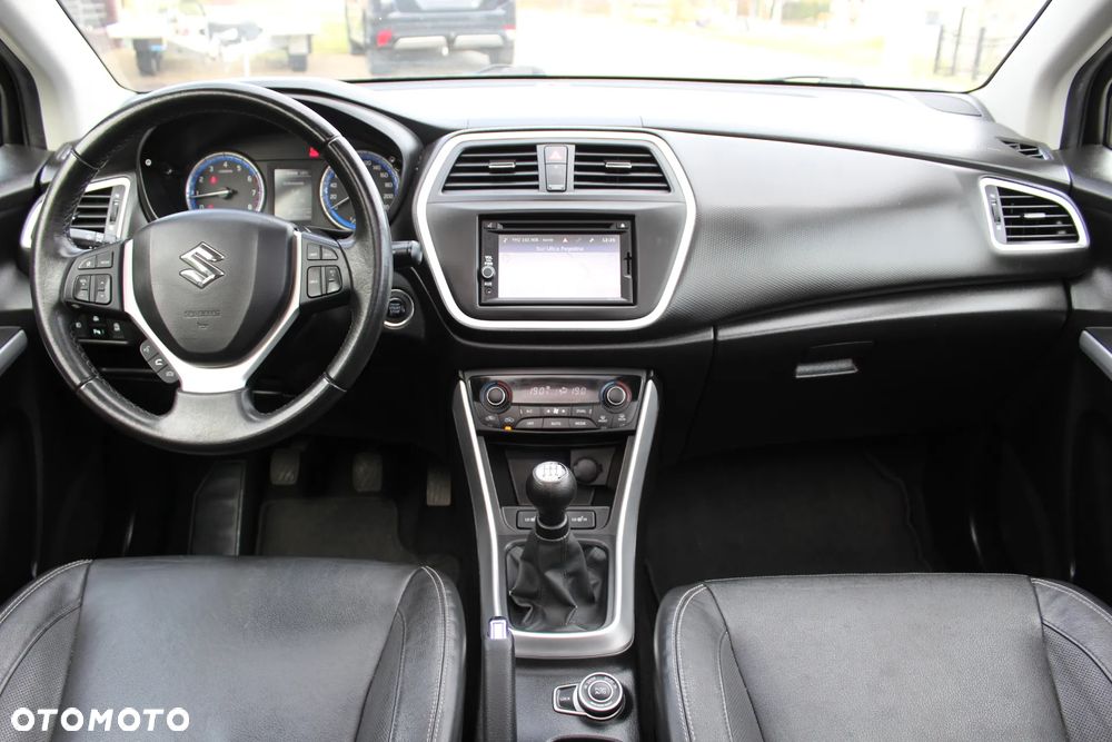 Suzuki SX4 S-Cross 1.6 Premium Plus 4WD - 6