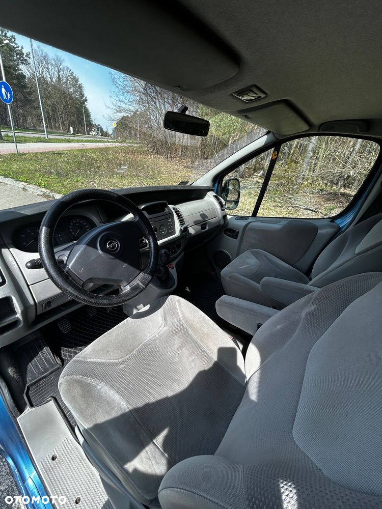 Opel Vivaro - 15