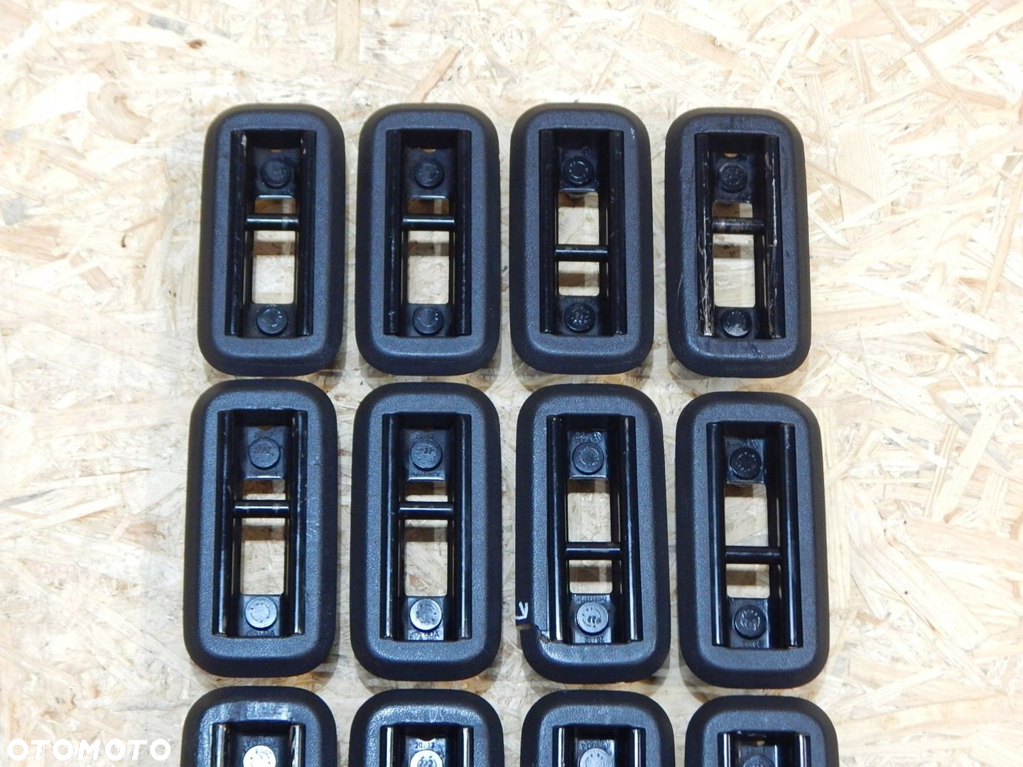 VW T5 LIFT T6 mocowanie zaczep fotela kanapy KOMPLET 7H0883873F - 2