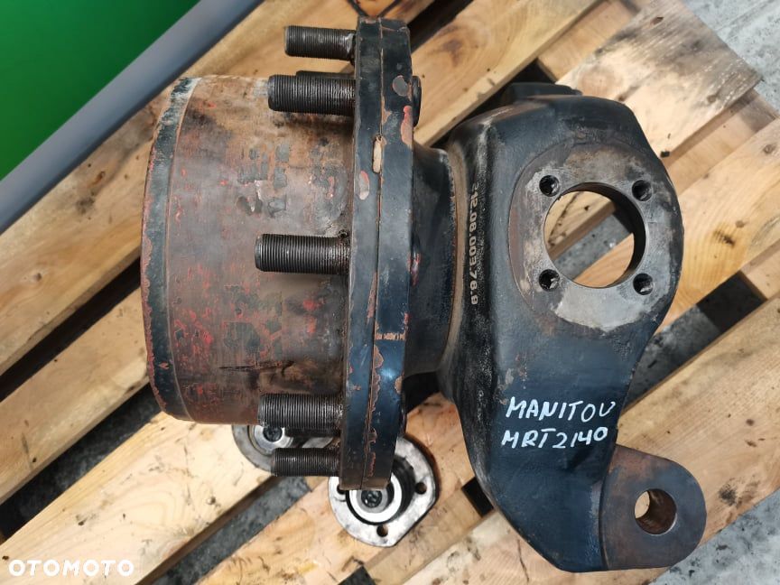 Zwrotnica Manitou MRT 2145 {Spicer 212.06.003.76.9} - 4