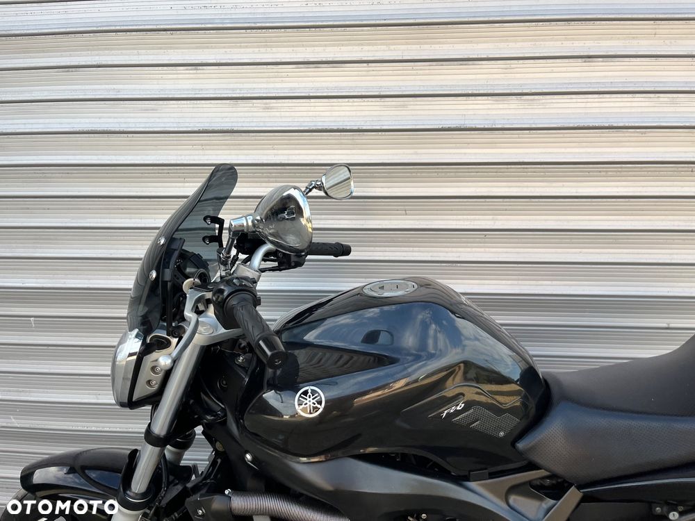 Yamaha FZ6 - 8