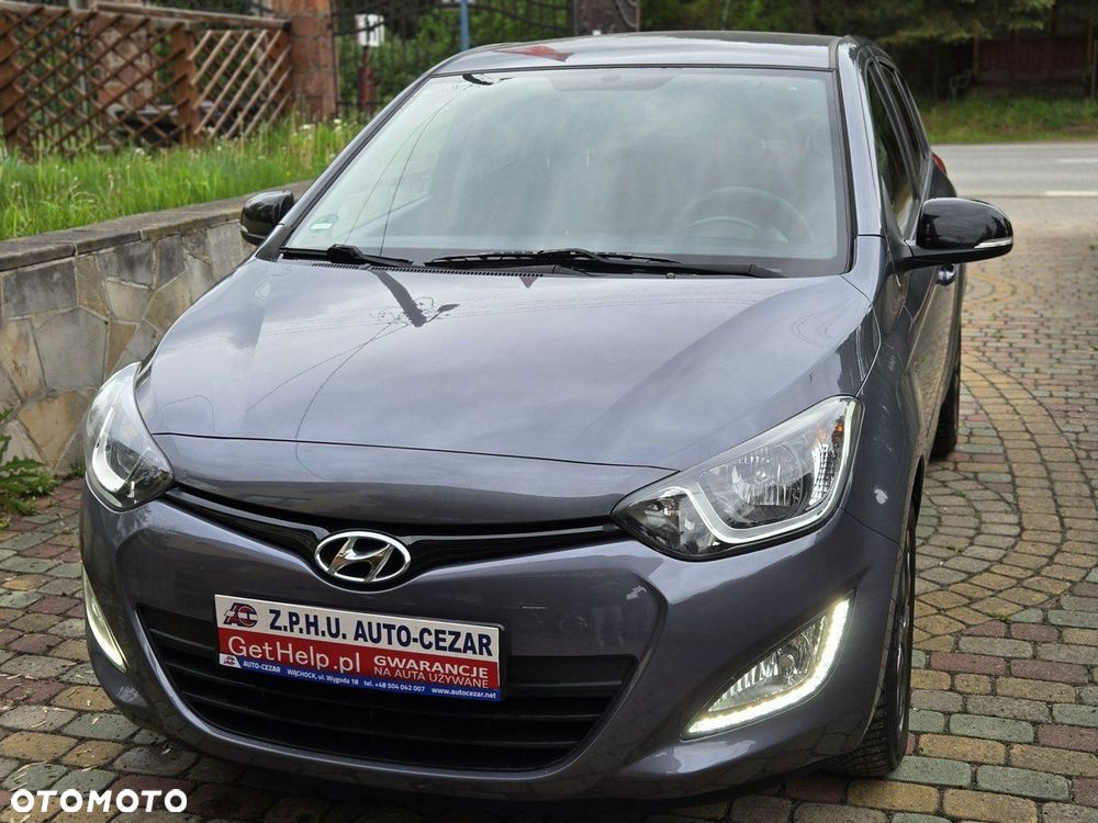 Hyundai i20 1.2 Fifa World Cup Edition - 1