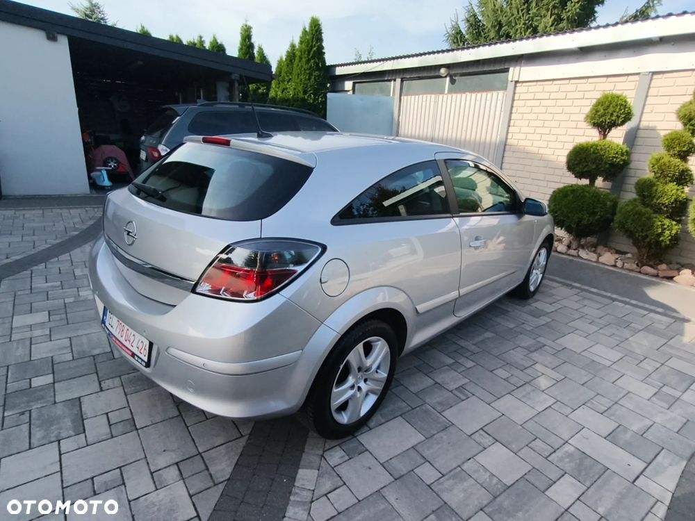 Opel Astra 1.6 111 EasyTronic - 23