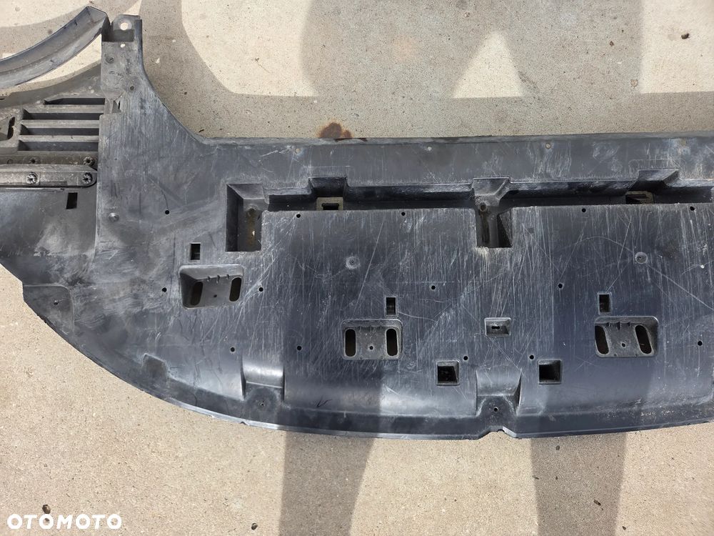 Osłona dolna pod zderzak  Citroen C4 II B7 - 8