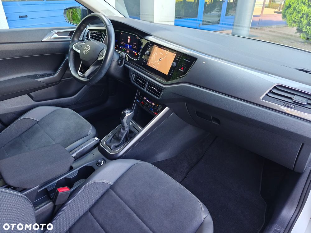 Volkswagen Polo 1.0 TSI Highline DSG - 11