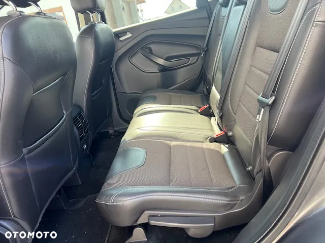 Ford Kuga 1.5 EcoBoost 2x4 Titanium - 11