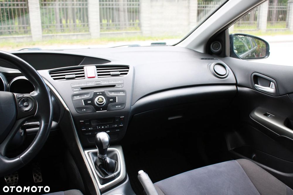 Honda Civic 1.8 Sport - 30