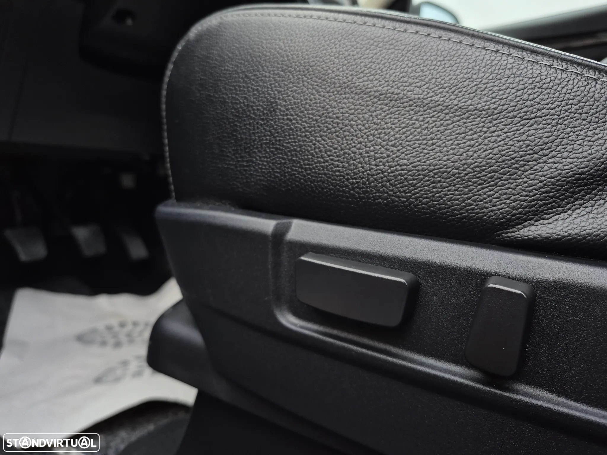 Mitsubishi Outlander 2.2 DI-D Instyle Navi - 25