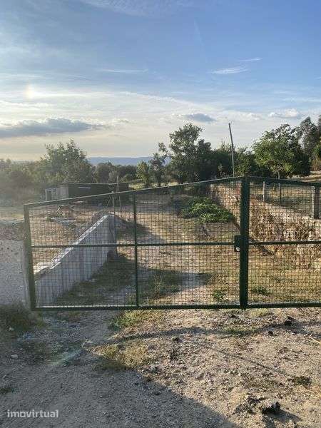 Vende se terreno agua luz e poco com muita agua - Grande imagem: 2/8