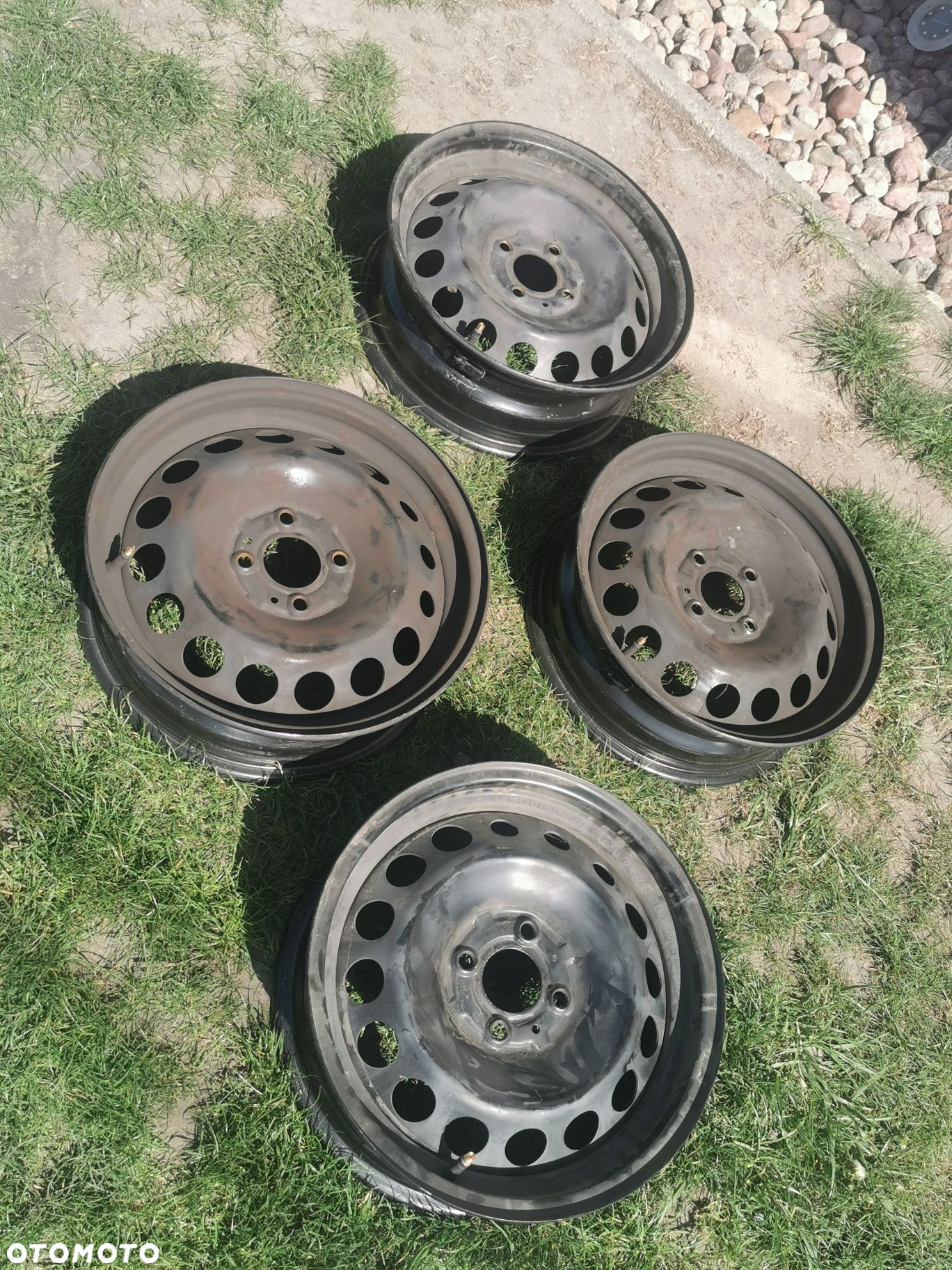Felgi stalowe Renault  5.5x15 ET36 4x100 5x15 - 2