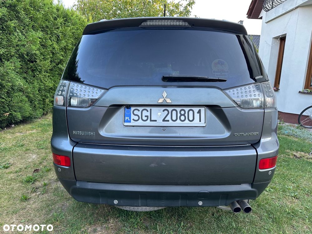 Mitsubishi Outlander 2.0 DID Intense - 3