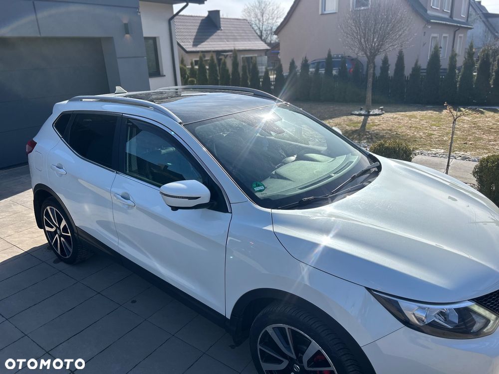 Nissan Qashqai 1.6 DCi Xtronic TEKNA - 17