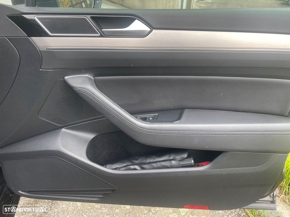 VW Passat 2.0 TDI Highline DSG - 18