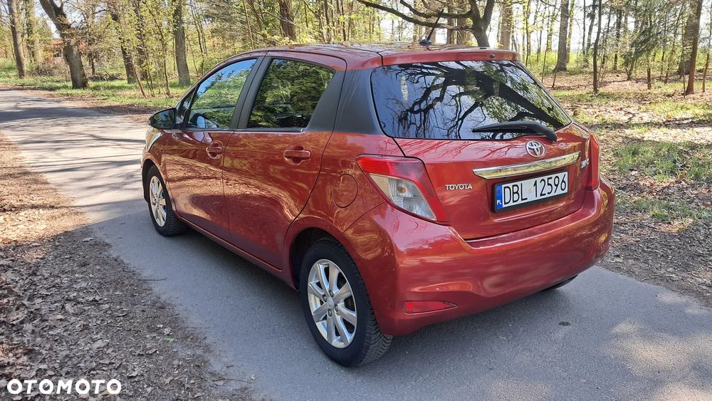 Toyota Yaris - 4