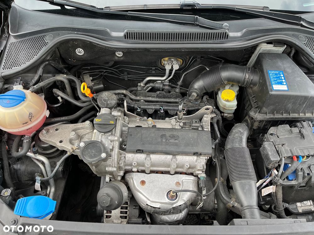 Volkswagen Polo 1.2 MATCH - 33
