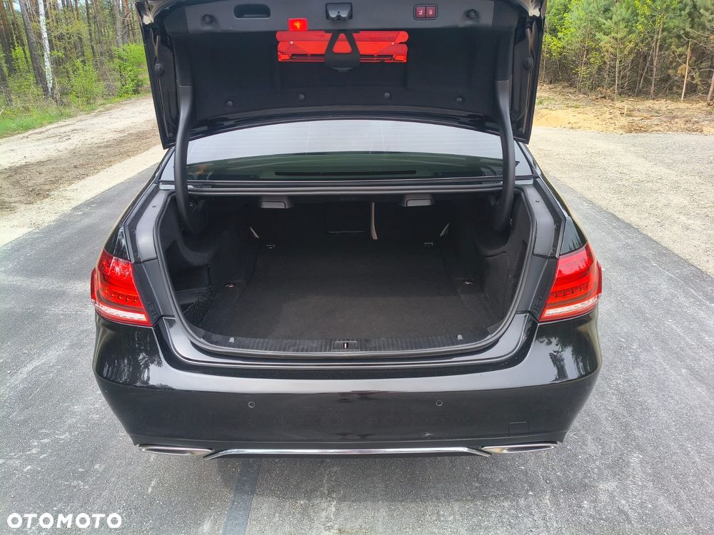 Mercedes-Benz Klasa E 220 BlueTEC 4-Matic Avantgarde - 29