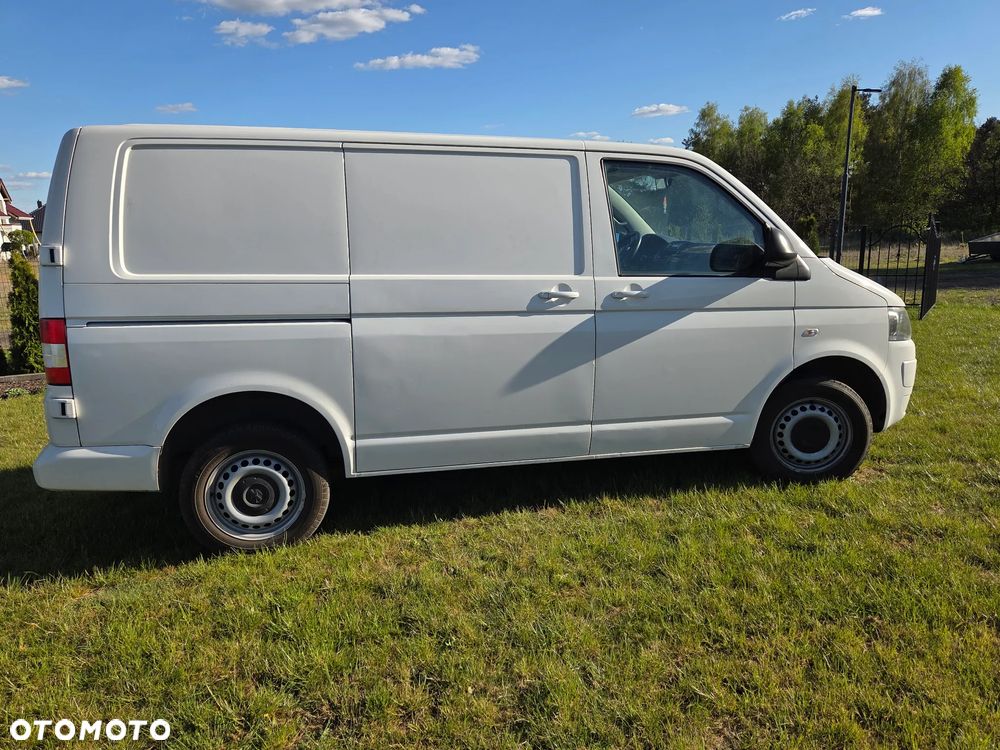 Volkswagen T5 - 6