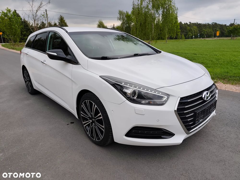 Hyundai i40 Kombi blue 1.7 CRDi DCT Premium - 2