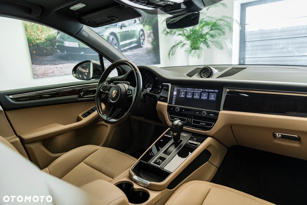 Porsche Macan Standard - 29