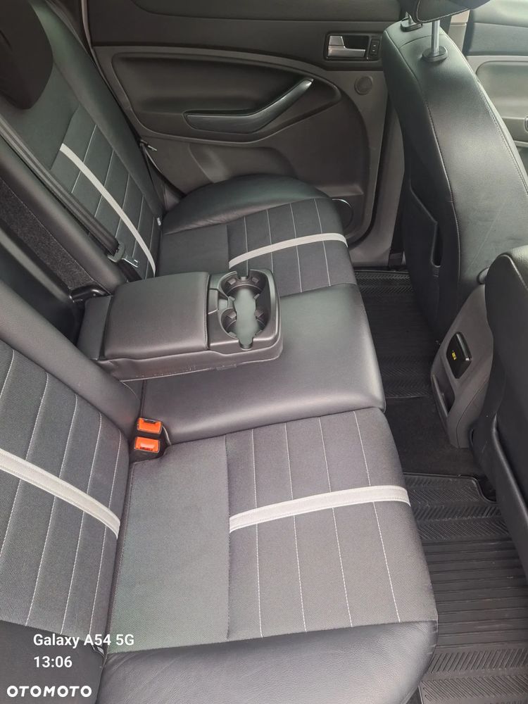 Ford Kuga 2.0 TDCi 4x4 Individual - 5