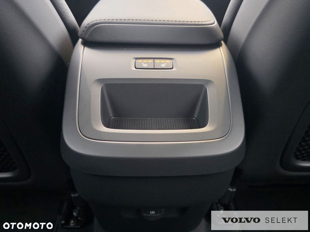 Volvo XC 60 - 32