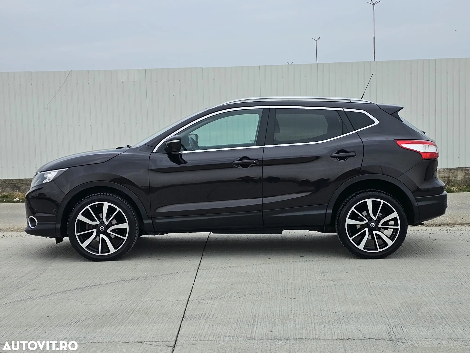 Nissan Qashqai 1.6 DCI ALL-MODE 4x4i TEKNA+ - 33