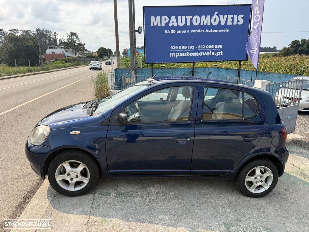 Toyota Yaris 1.0 Luna ABS - 3