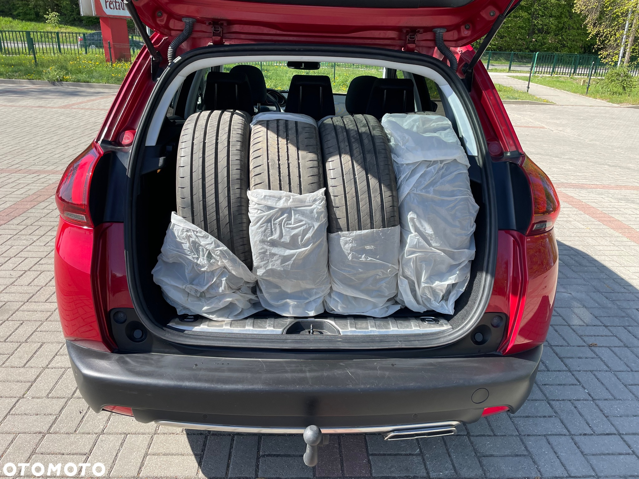 Peugeot 2008 PureTech 110 Stop&Start EAT6 GT-Line Edition - 9