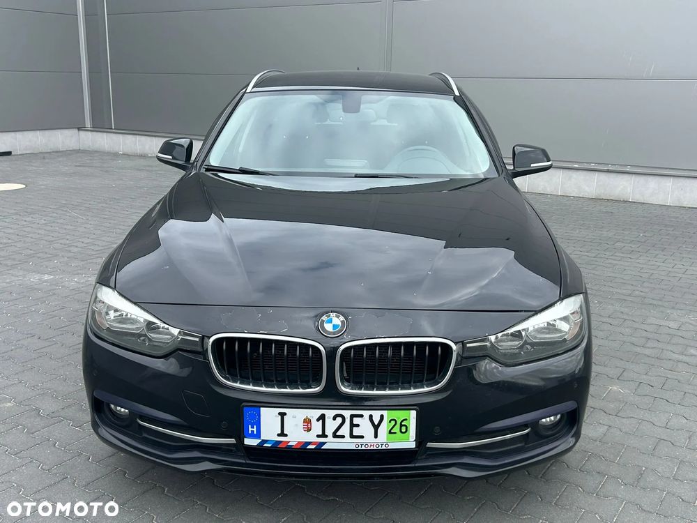 BMW Seria 3 320d Sport Line - 25