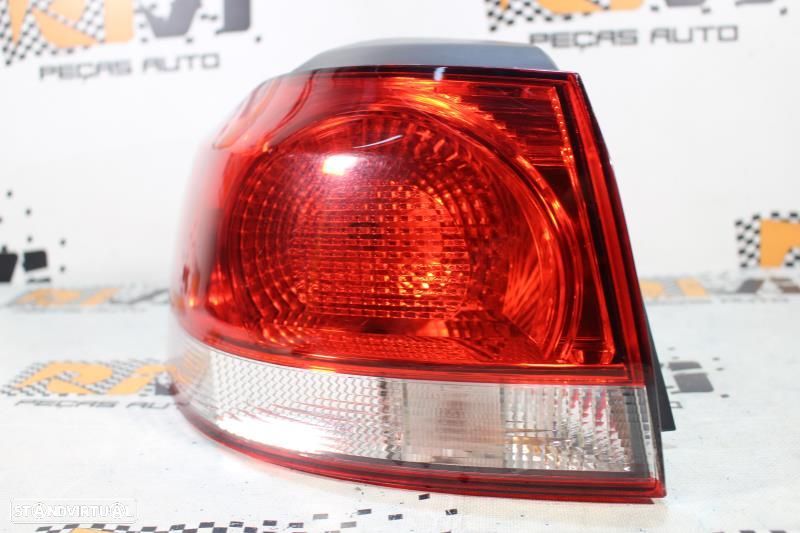 Farolim Esquerdo Volkswagen Golf Vi (5K1)  5K0945095e / 89090598 / 5K0 - 3