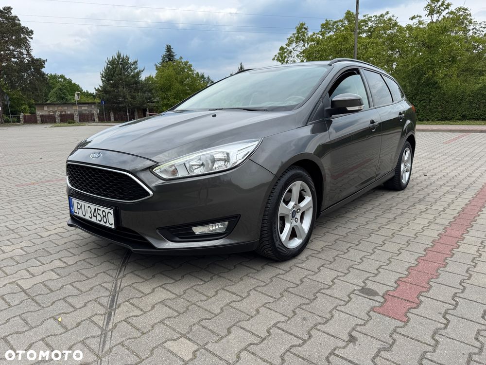 Ford Focus Turnier 1.0 EcoBoost Start-Stopp-System Business Edition - 2